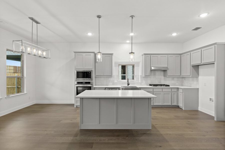 Representative furnished interior of a home built from the Colby by Sandlin Homes in Lakesong, Midlothian (Image 8). Representative furnished interior of a home built from the Colby by Sandlin Homes in Lakesong, Midlothian (Image 8).
