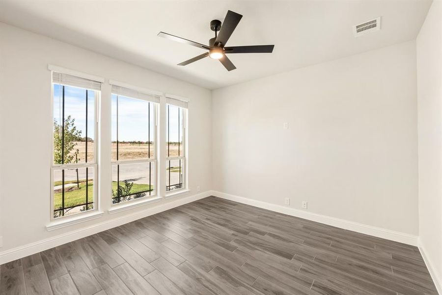 Spacious, unfurnished interior of a new home in The Oaks, Red Oak (Image 25). Spacious, unfurnished interior of a new home in The Oaks, Red Oak (Image 25).