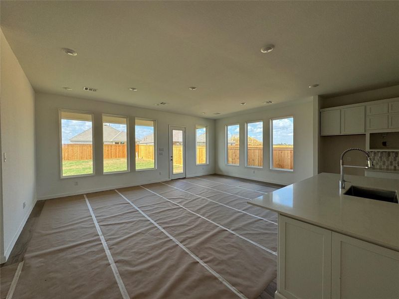 Pictures are representative of same floor plan - not actual home Pictures are representative of same floor plan - not actual home