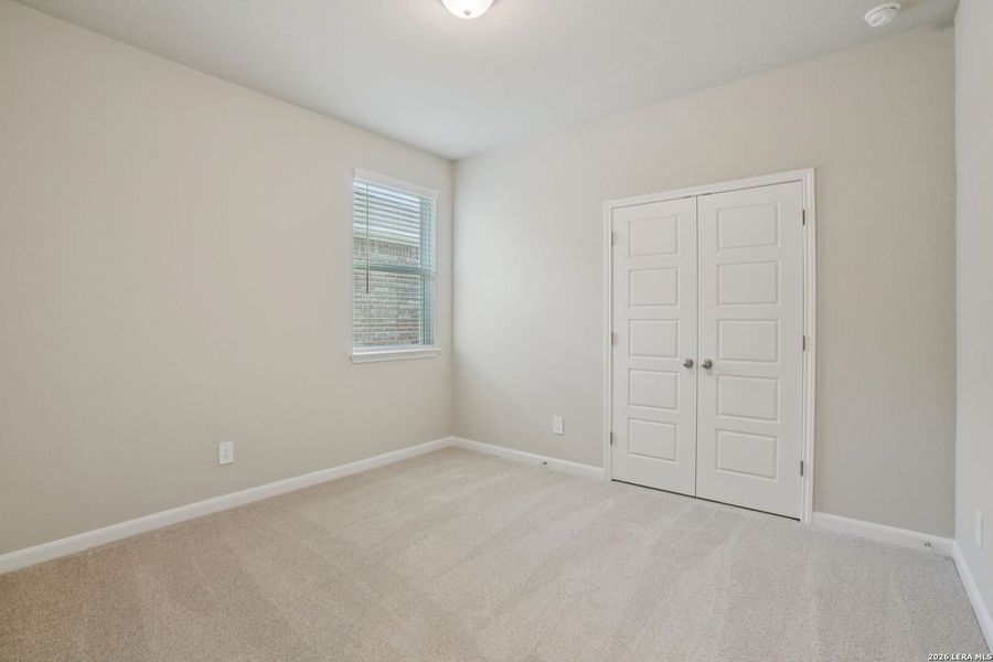 Spacious, unfurnished interior of a new home in Sagebrooke - Premier Series, San Antonio (Image 31).