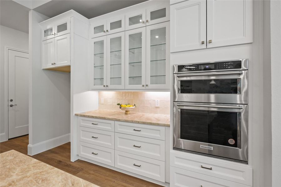 Furnished interior view inside a new home in Bentwater, Montgomery (Image 46). Furnished interior view inside a new home in Bentwater, Montgomery (Image 46).