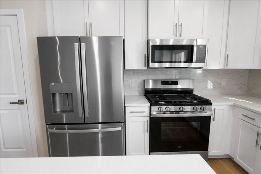 Furnished interior view inside a new home in Layton Hall, Mauldin (Image 7).