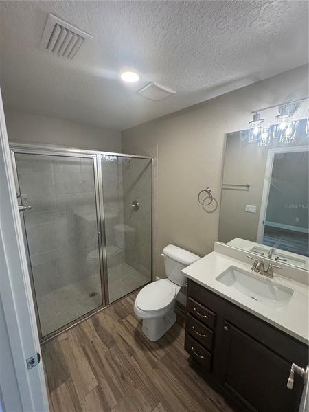 Owners bathroom