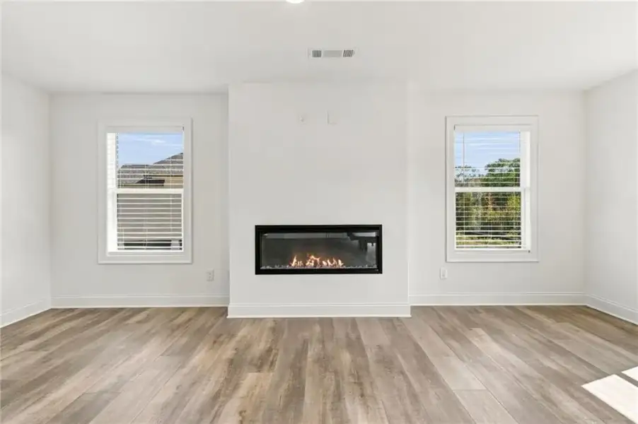 Spacious, unfurnished interior of a new home in , Conyers (Image 25).