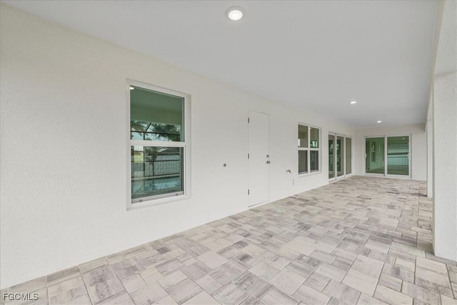 Exterior details and patio area of a home in Cape Coral, Cape Coral (Image 4).