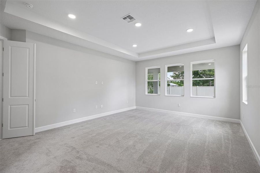 Spacious, unfurnished interior of a new home in Hawk's Overlook, Oviedo (Image 25). Spacious, unfurnished interior of a new home in Hawk's Overlook, Oviedo (Image 25).