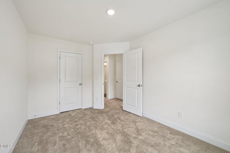 18-web-or-mls-Kensley Grv Ln-S1207-018