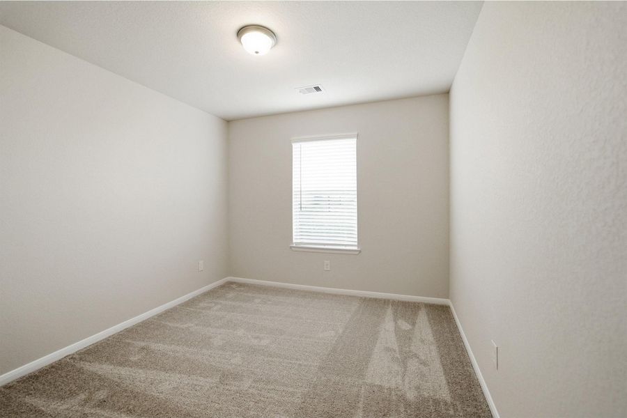 Spacious, unfurnished interior of a new home in Creekhaven, Arcola (Image 33).