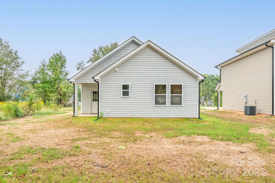 Image 35 of a home in .