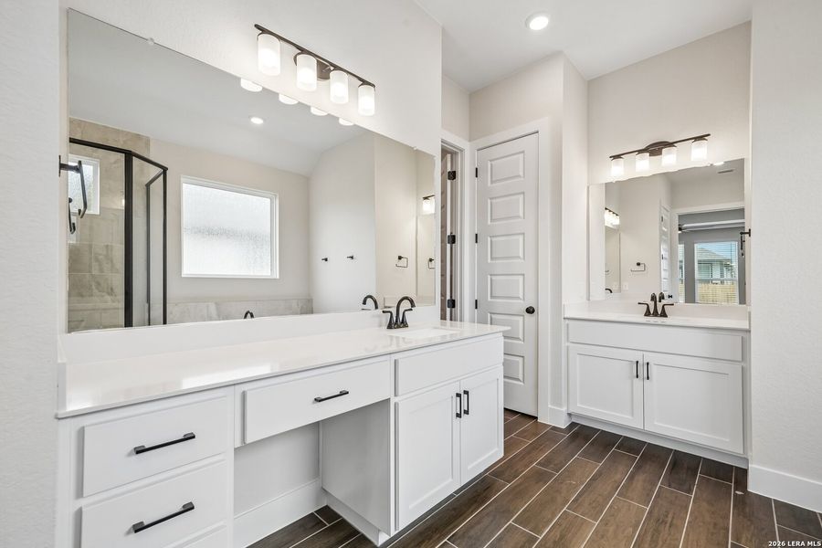 Furnished interior view inside a new home in Village at Three Oaks, Seguin (Image 10).