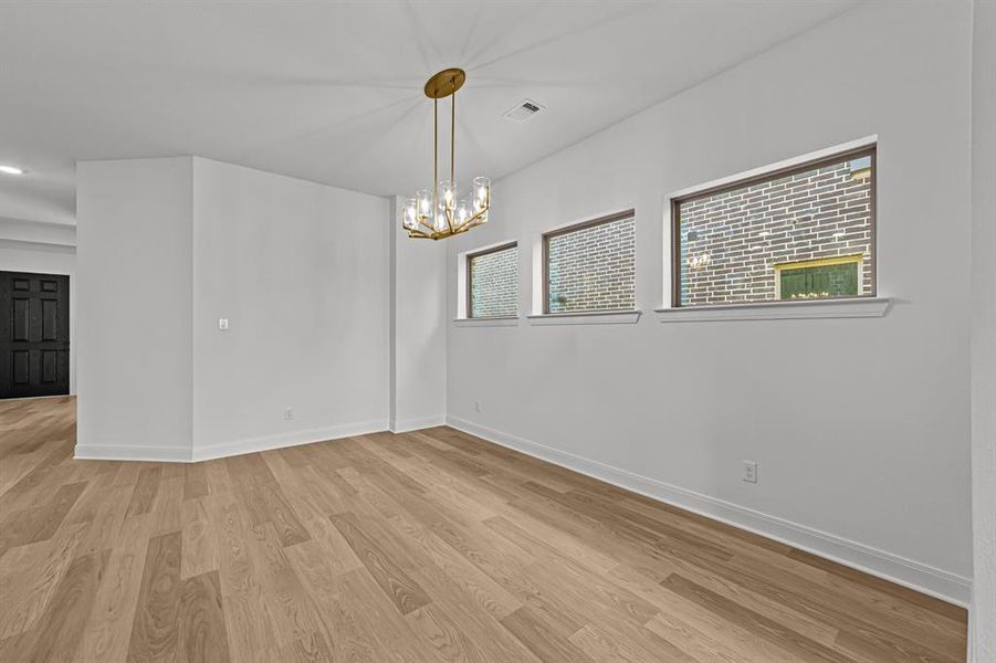 Spacious, unfurnished interior of a new home in Creekshaw – Classic, Royse City (Image 23). Spacious, unfurnished interior of a new home in Creekshaw – Classic, Royse City (Image 23).