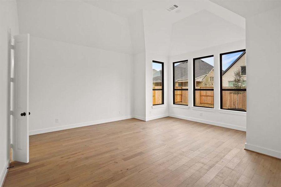 Spacious, unfurnished interior of a new home in , Rockwall (Image 14).