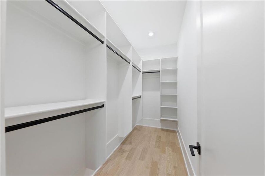 Spacious, unfurnished interior of a new home in , Lawrenceville (Image 57).