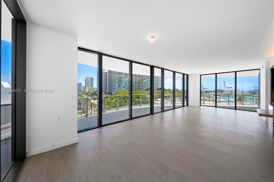 Spacious, unfurnished interior of a new home in , Miami Beach (Image 20).