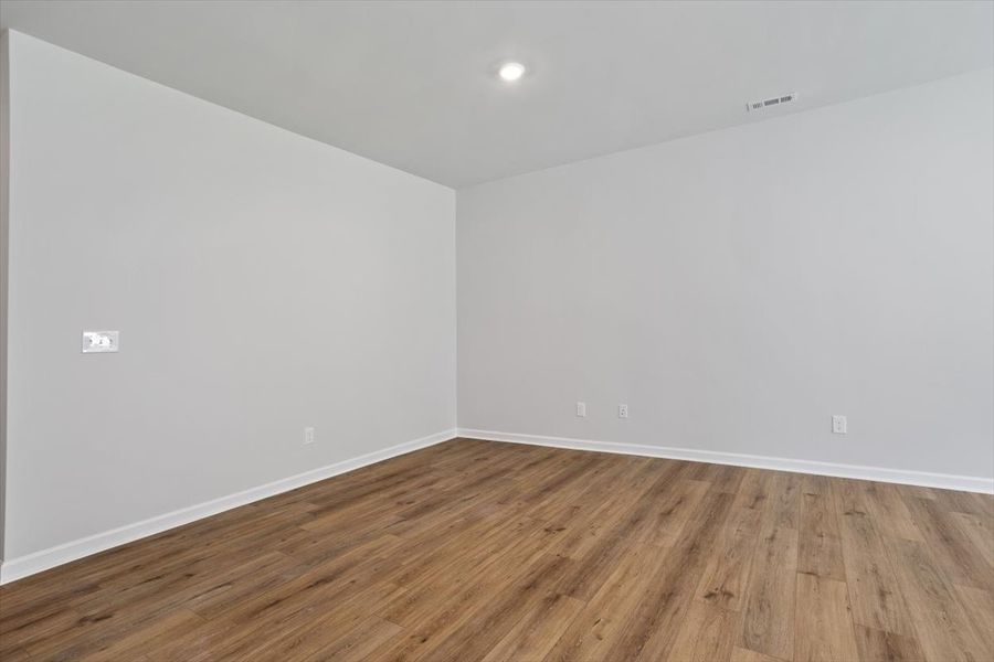 Spacious, unfurnished interior of a new home in West Main Townhomes, Sanford (Image 15).