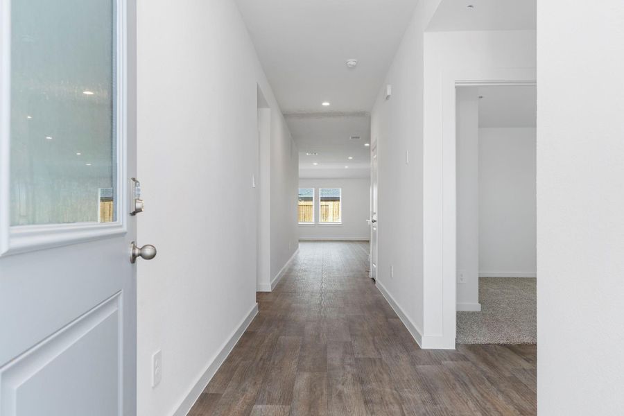 Spacious, unfurnished interior of a new home in Blue Heron Estates, Beasley (Image 21).