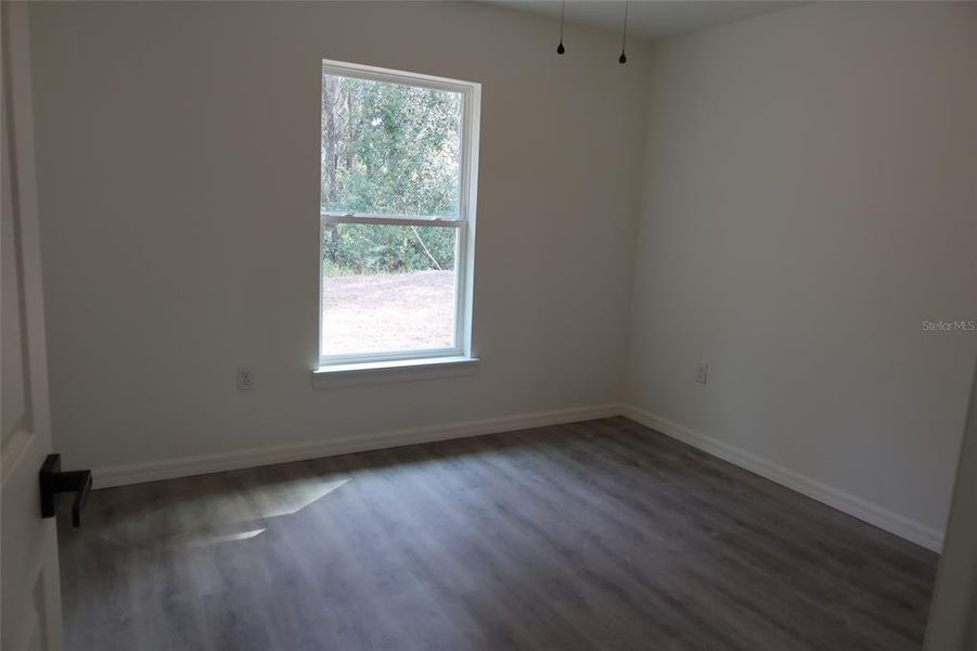 Spacious, unfurnished interior of a new home in , Summerfield (Image 14).
