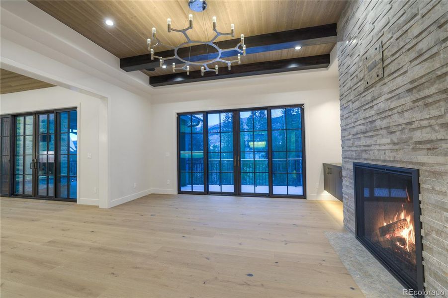 Community amenities in , Keystone (Image 40).