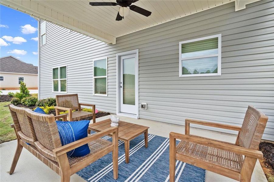 Exterior details and patio area of a home in Sycamore Crest, Calhoun (Image 3).