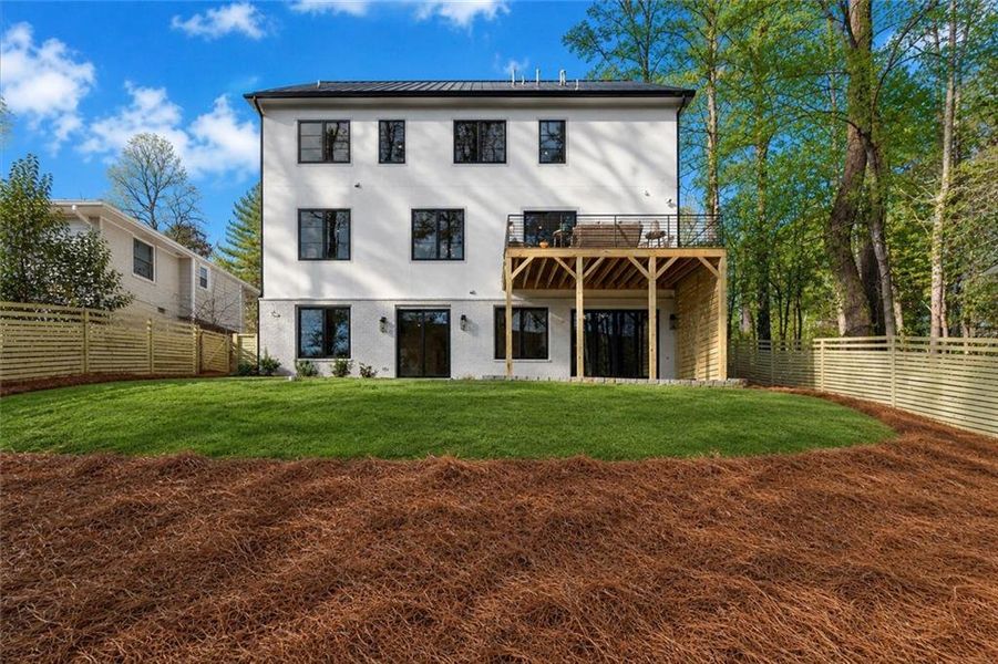 Exterior details and patio area of a home in , Brookhaven (Image 36).