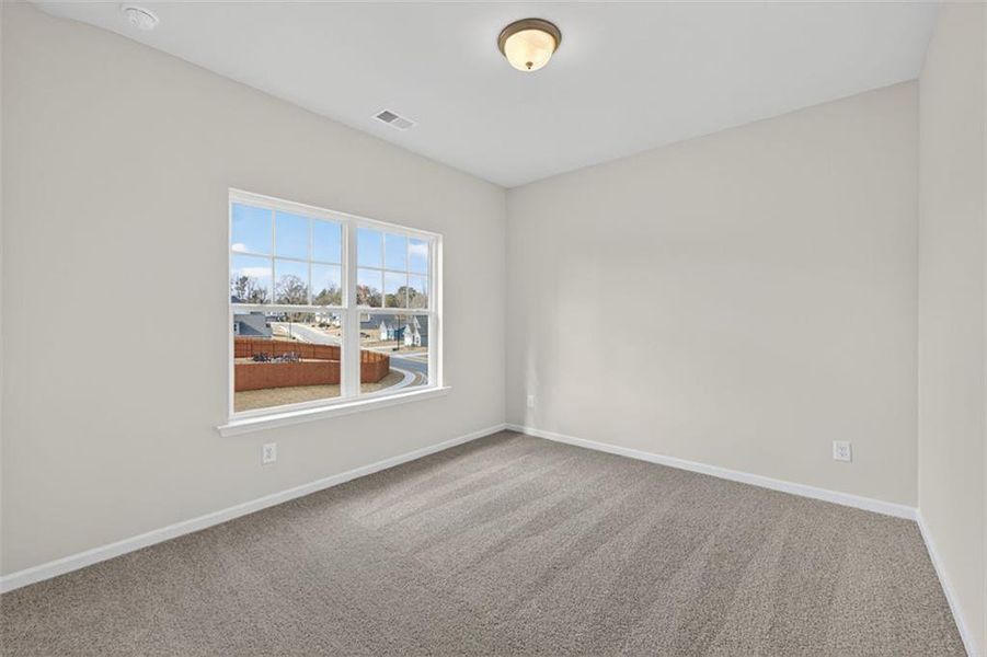 Spacious, unfurnished interior of a new home in Garrett Preserve, Douglasville (Image 37).