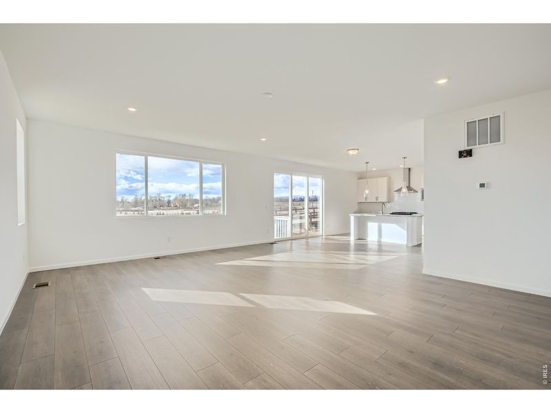 Spacious, unfurnished interior of a new home in Country Club Reserve, Fort Collins (Image 20). Spacious, unfurnished interior of a new home in Country Club Reserve, Fort Collins (Image 20).
