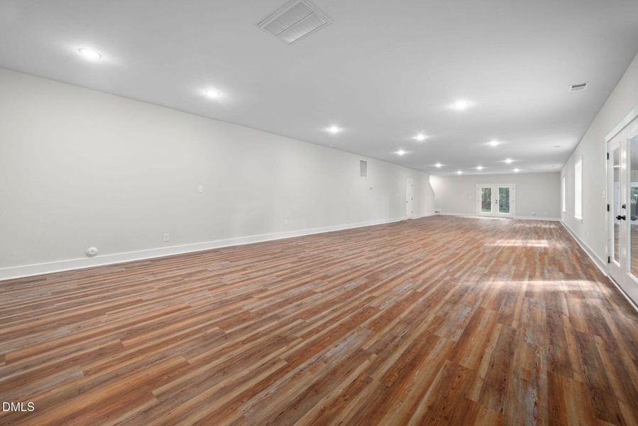 48-web-or-mls-139-clear-water-rd