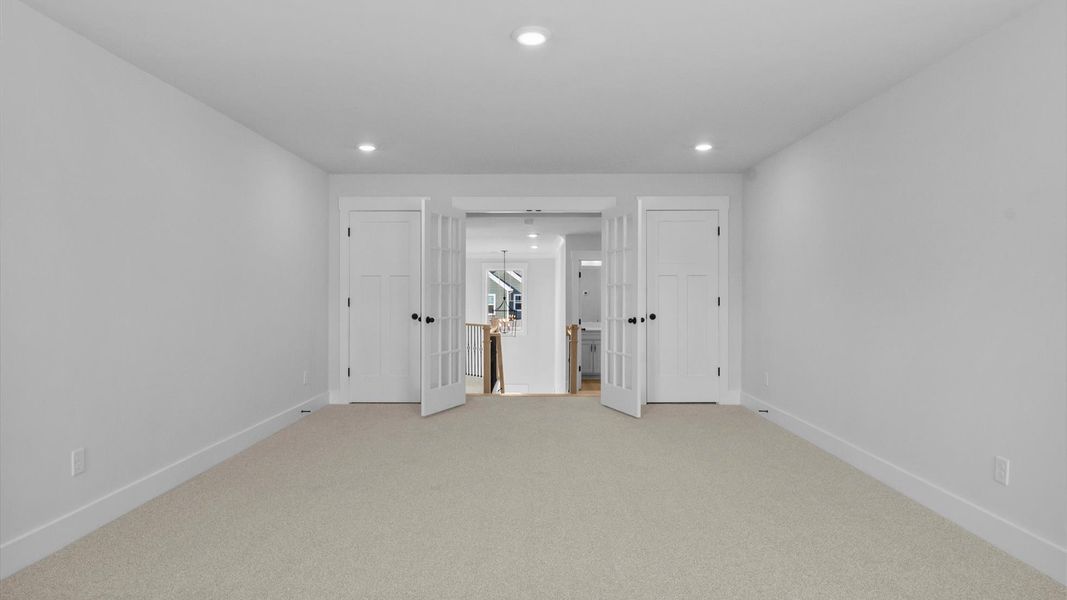 Furnished interior view inside a new home in Woodglen, Piedmont (Image 26).