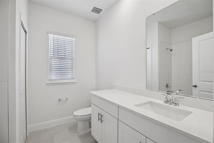 Furnished interior view inside a new home in Cyrene at Minneola, Minneola (Image 11).
