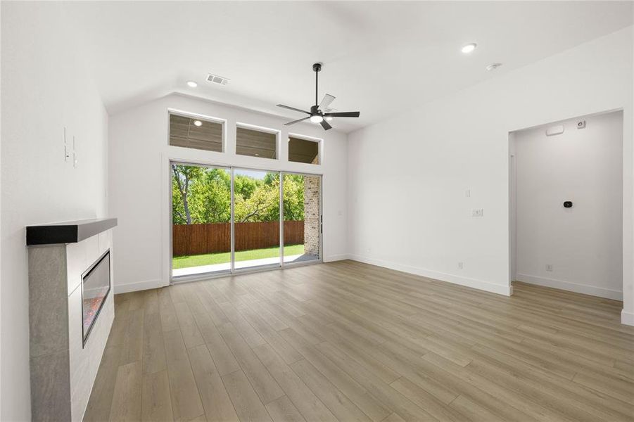 Spacious, unfurnished interior of a new home in Birdsong, Mansfield (Image 16).
