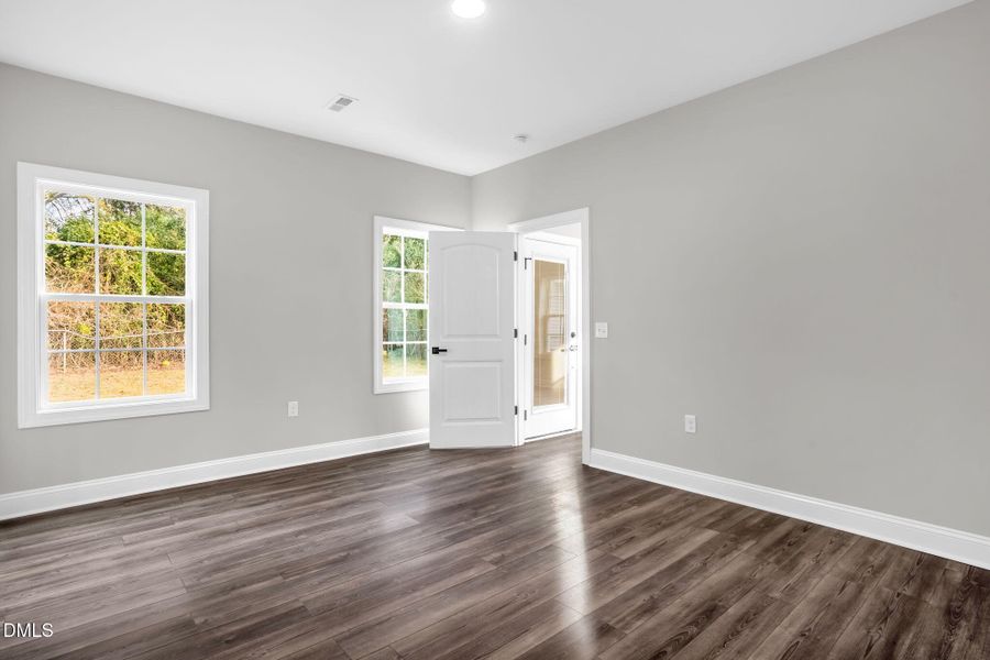 19-web-or-mls-701 East St-19 19-web-or-mls-701 East St-19