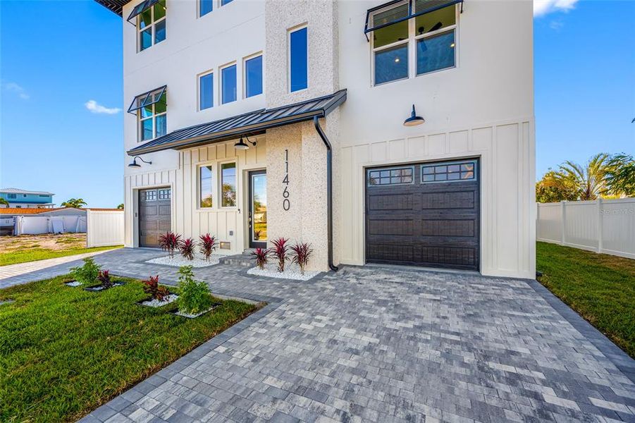 Exterior details and patio area of a home in , Treasure Island (Image 37).
