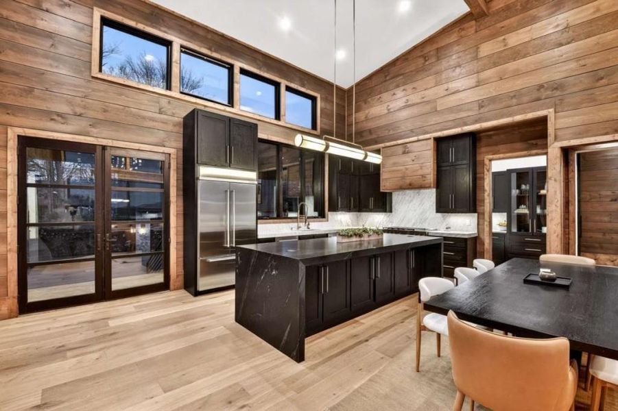 Community amenities in , Mineral Bluff (Image 67).