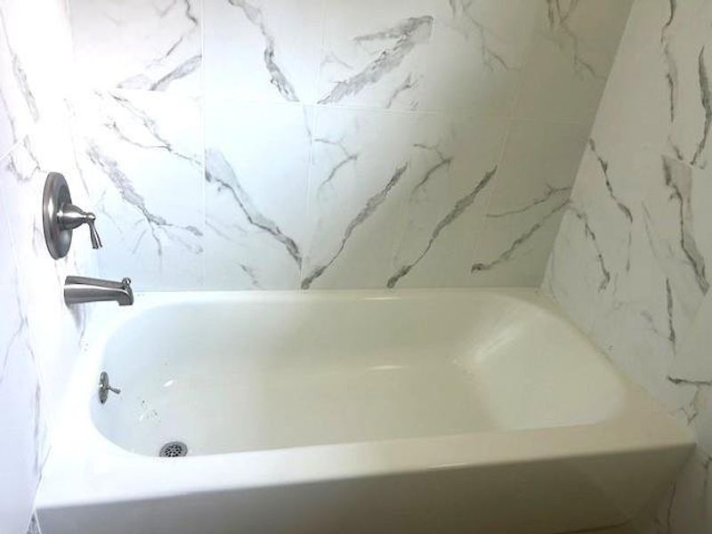 Furnished interior view inside a new home in Frontier Lakes, Willis (Image 11). Furnished interior view inside a new home in Frontier Lakes, Willis (Image 11).