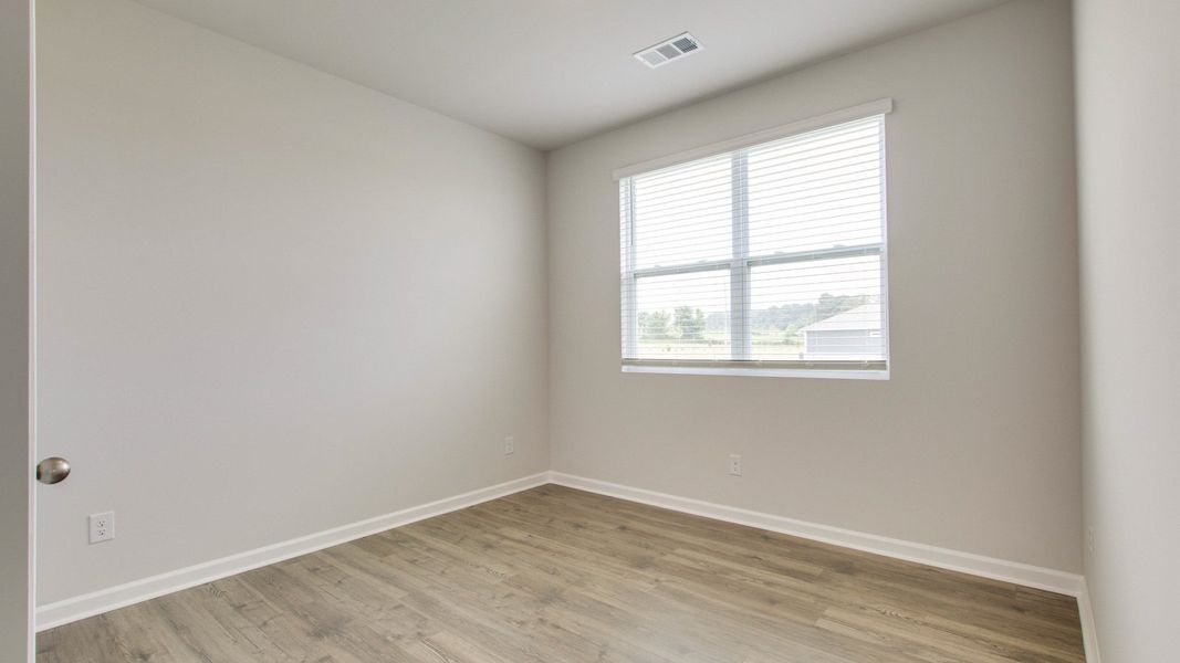 Spacious, unfurnished interior of a new home in Nexus South, Gallatin (Image 21).