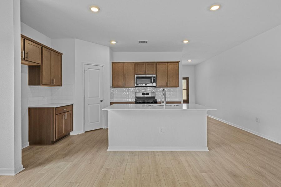 Furnished interior view inside a new home in , Georgetown (Image 9).