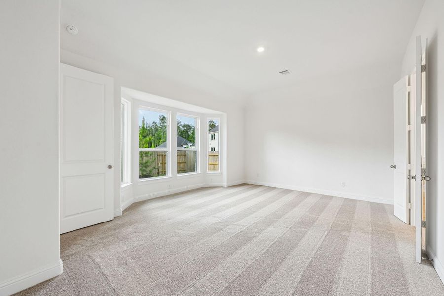 Spacious, unfurnished interior of a new home in , Magnolia (Image 15).