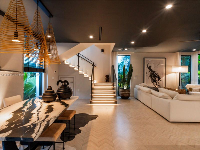 Community amenities in , Miami (Image 26).