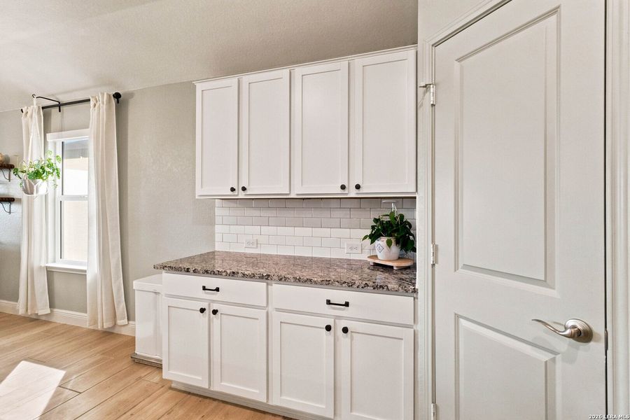 Furnished interior view inside a new home in Copper Canyon, Bulverde (Image 42).
