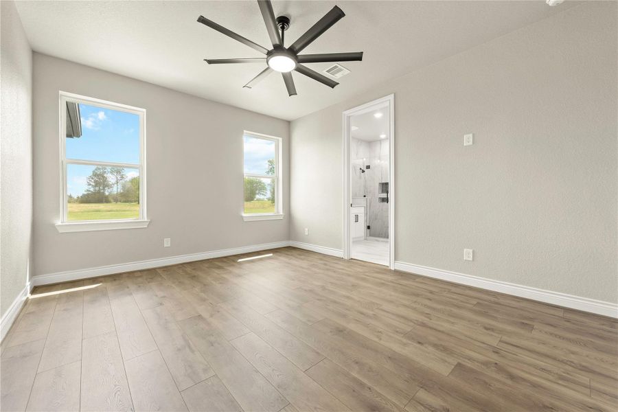 Spacious, unfurnished interior of a new home in , Waller (Image 13).