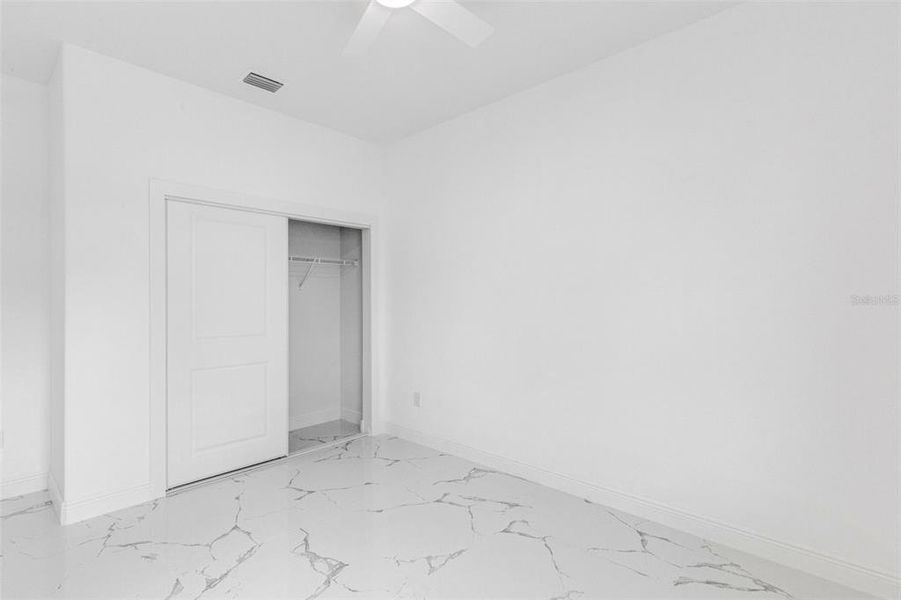 Spacious, unfurnished interior of a new home in , Tampa (Image 47).