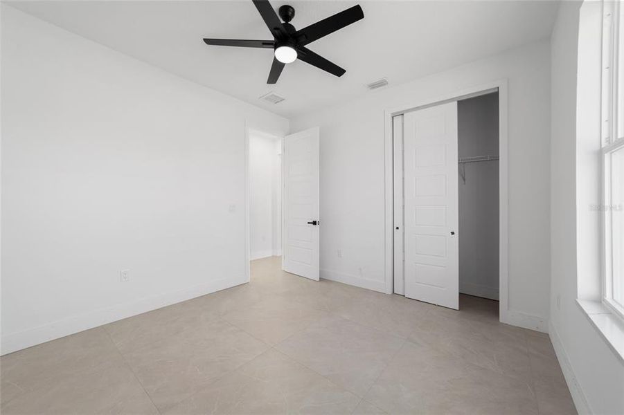 Spacious, unfurnished interior of a new home in , Ocala (Image 45).