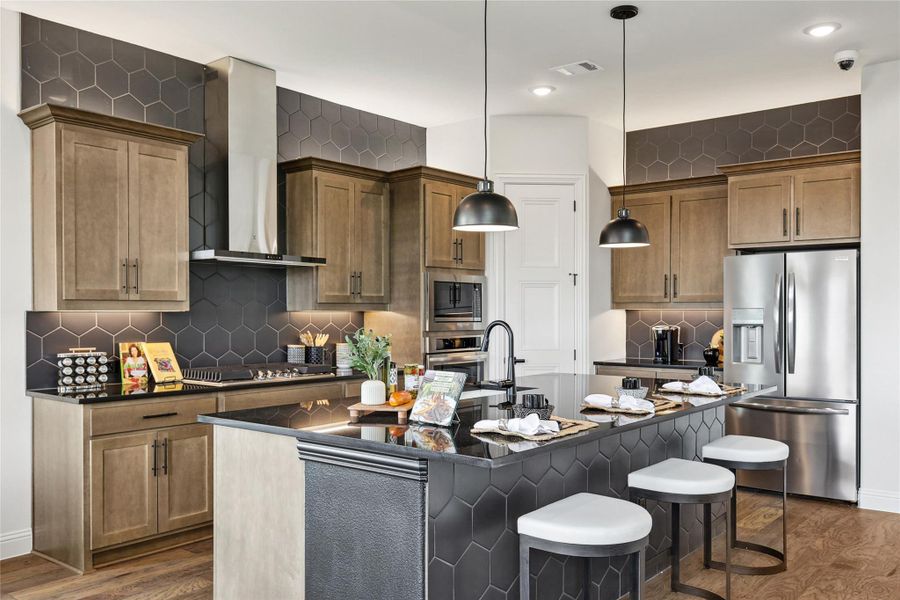 Model home photos of similar floorplans, not pictures of actual home. Model home photos of similar floorplans, not pictures of actual home.