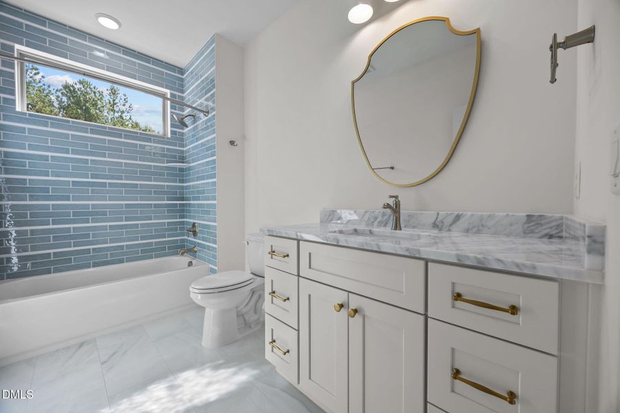 35-web-or-mls-IMG_2892 35-web-or-mls-IMG_2892