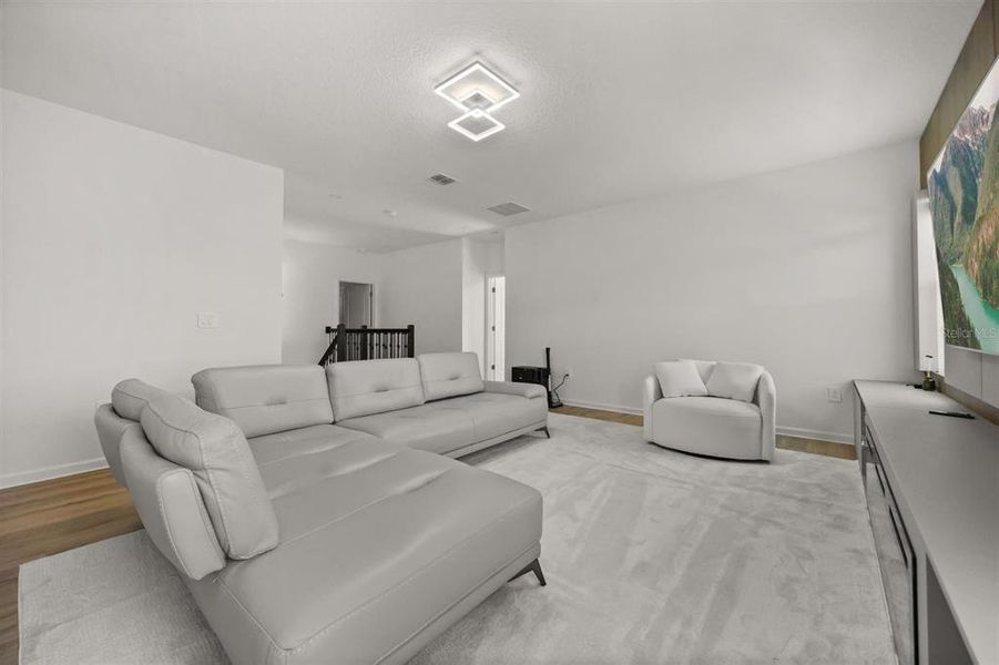 Furnished interior view inside a new home in , Winter Garden (Image 16).