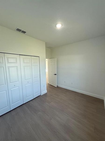 Spacious, unfurnished interior of a new home in , Ocala (Image 13).