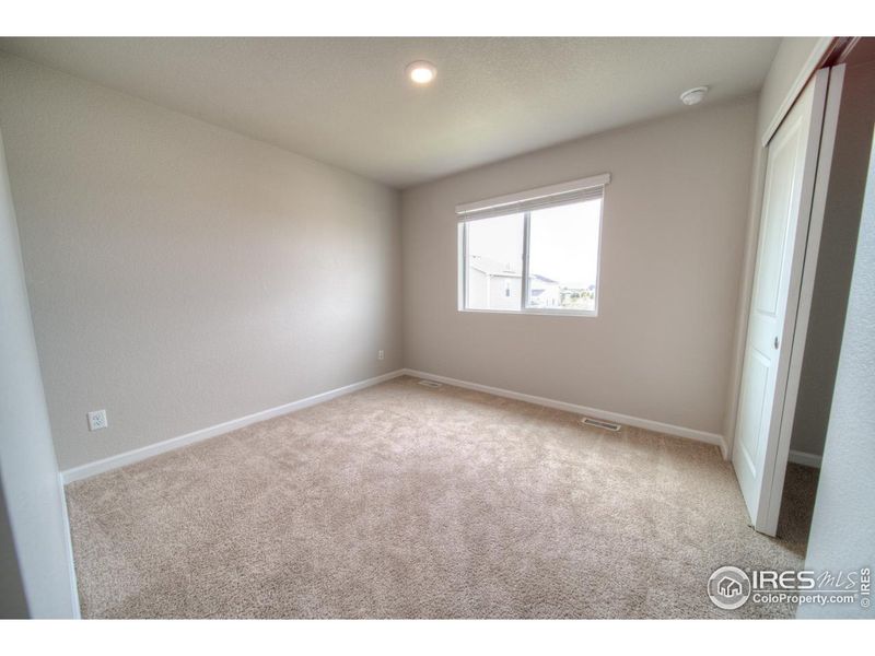 Spacious, unfurnished interior of a new home in Hidden Creek, Frederick (Image 19).