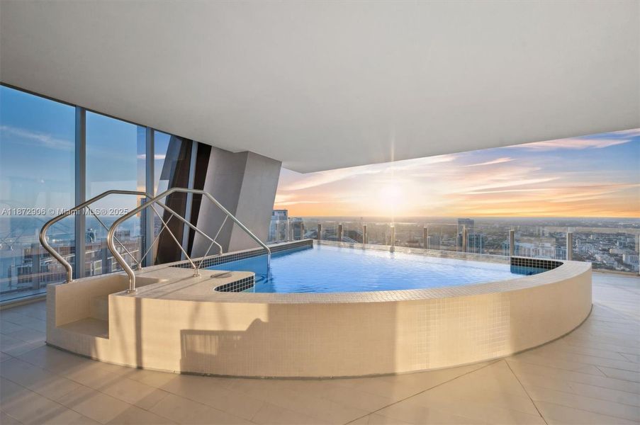 Condo located in Miami, FL showcasing its design and architecture (Image 29). Condo located in Miami, FL showcasing its design and architecture (Image 29).