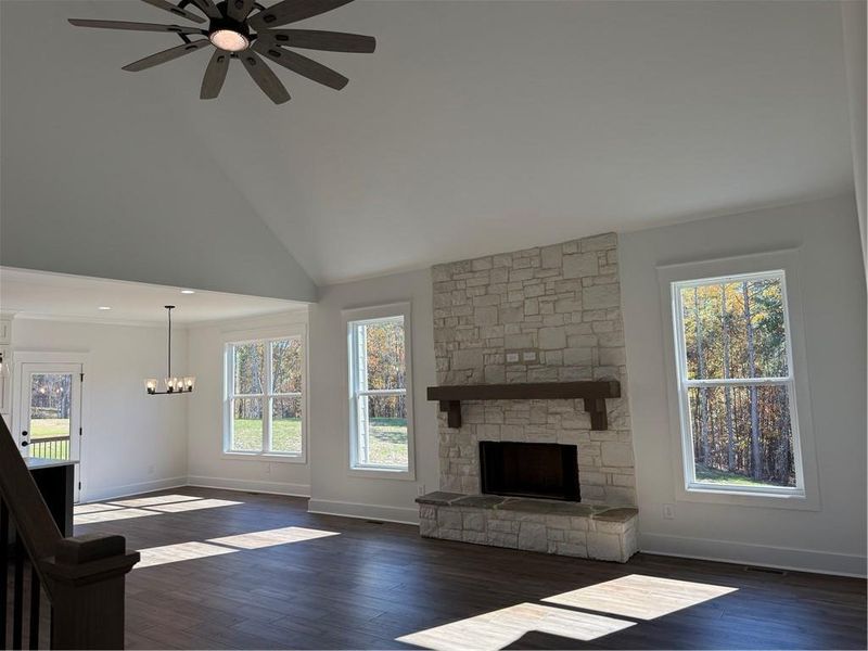 Spacious, unfurnished interior of a new home in , Waleska (Image 22).