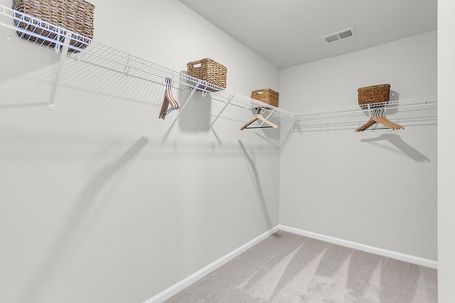 Spacious, unfurnished interior of a new home in , Summerville (Image 21).